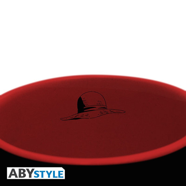 ABYstyle One Piece Luffy and Skull ceramic mug, 460 ml.