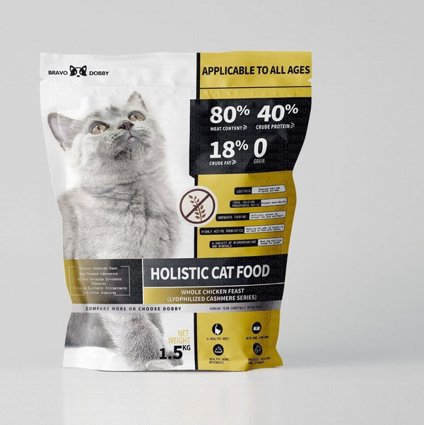 Front view of the Bravo Dobby Whole Chicken Feast holistic cat food 1.5 kg bag
