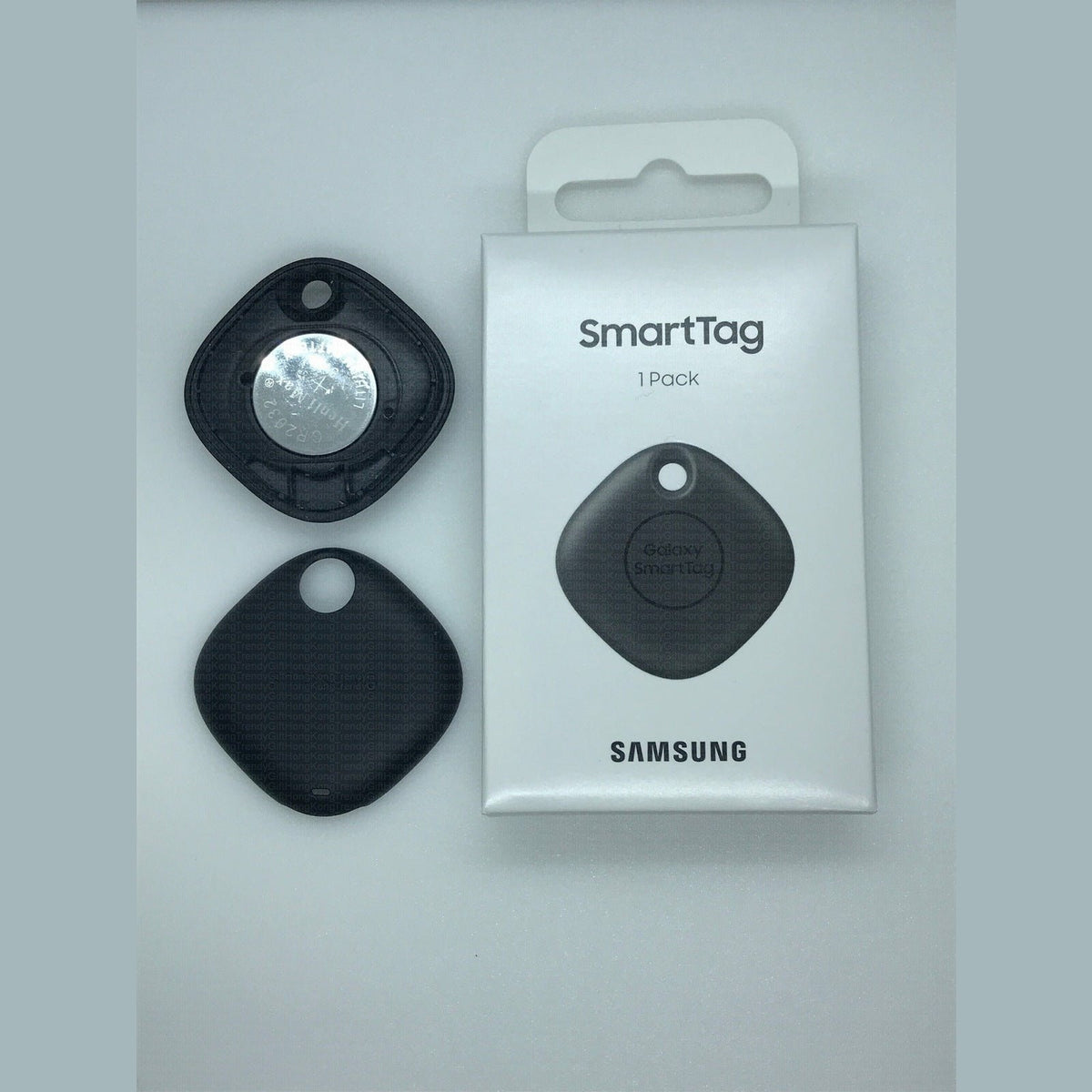 Samsung Galaxy SmartTag EI-T5300BBEGWW Bluetooth tracker for locating personal items Main image