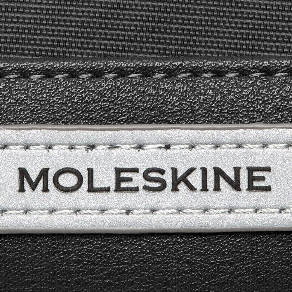 Moleskine Metro Rolltop Backpack - Dynamic Design for Creatives 50 x 32 x 13 cm trendygifthk