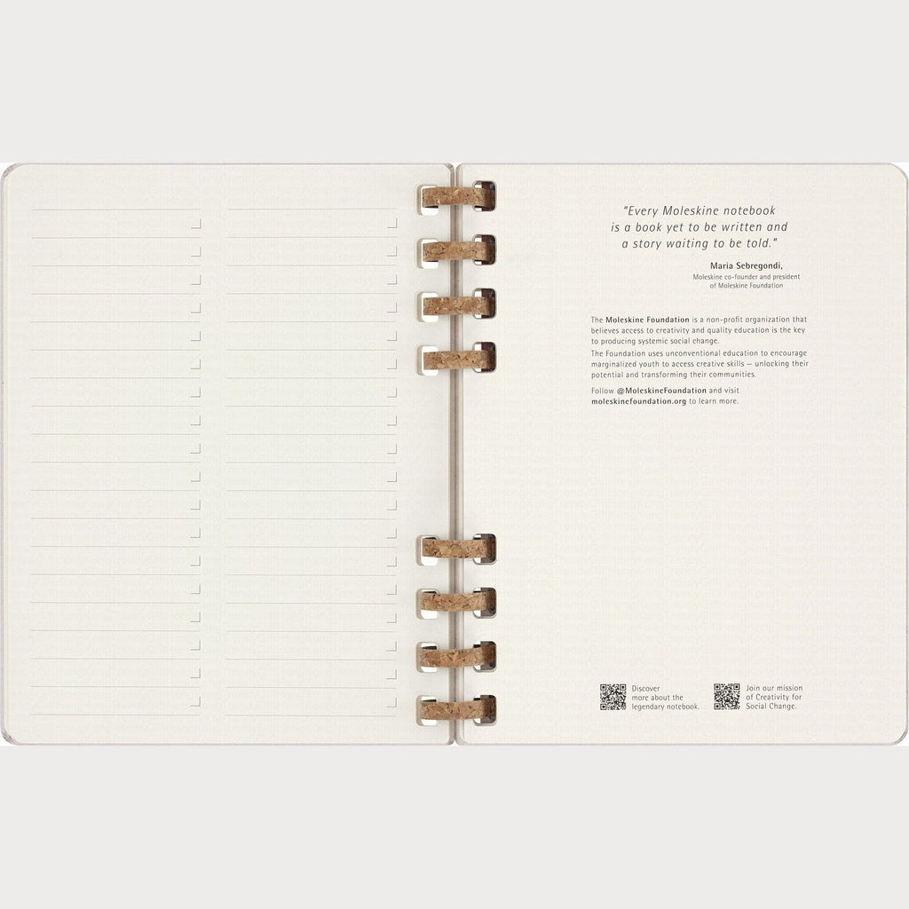 Moleskine Undated Spiral Planner - 12 Month Extra Large, Hard Cover 19 x 25 CM trendygifthk
