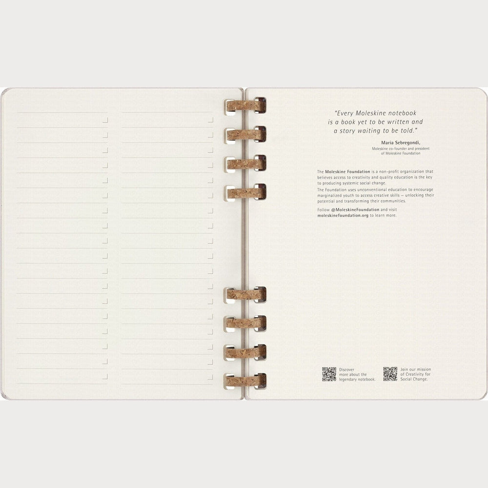 Moleskine Undated Spiral Planner - 12 Month Extra Large, Hard Cover 19 x 25 CM trendygifthk