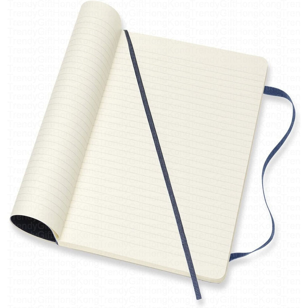 Moleskine Classic Large soft-cover notebook, 13 × 21 cm