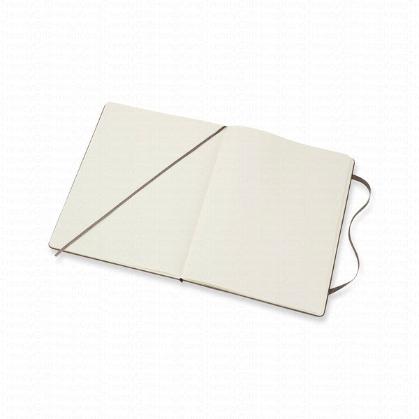 Moleskine Classic Notebook XL hardcover notebook, 19 × 25 cm