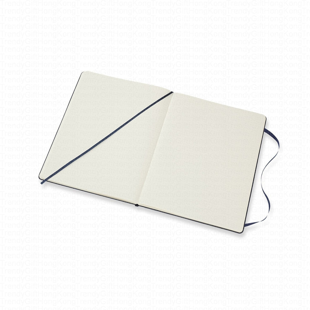 Moleskine Classic Notebook XL hardcover notebook, 19 × 25 cm
