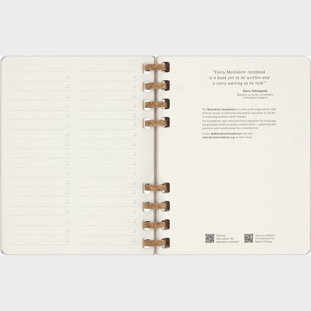 Moleskine 無日期 12 個月加大版螺旋計劃簿，硬面，19 × 25 厘米